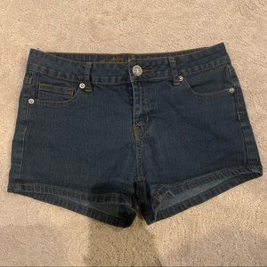 Excellent Condition Denim Shorts Daisy Dukes with Pockets